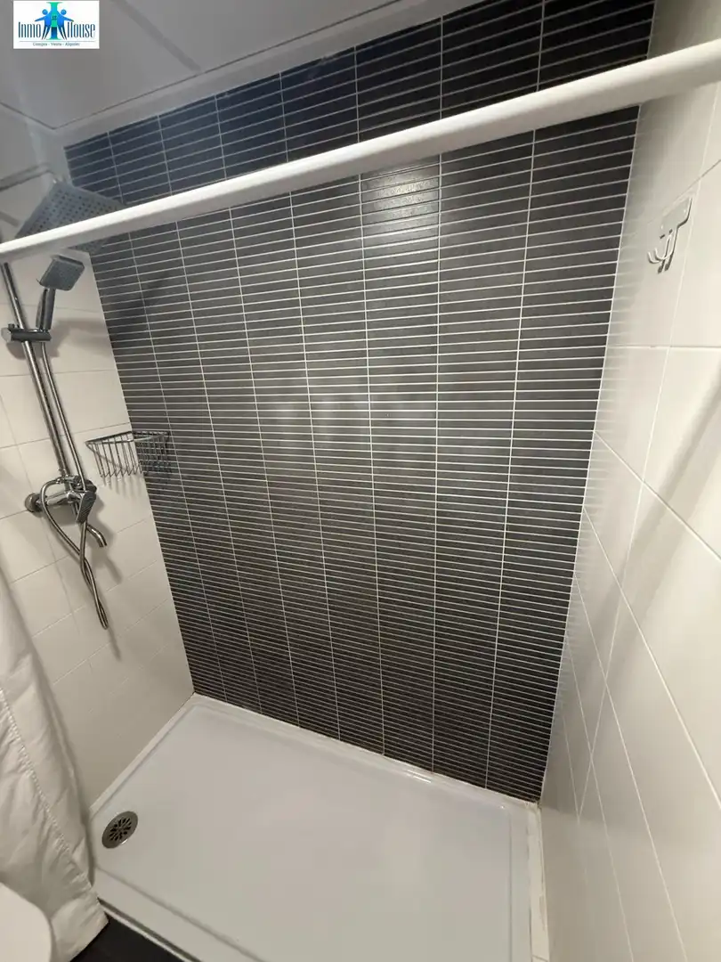 Bany de Àtic en venda en Albacete amb Aire condicionat, Calefacció i Parquet