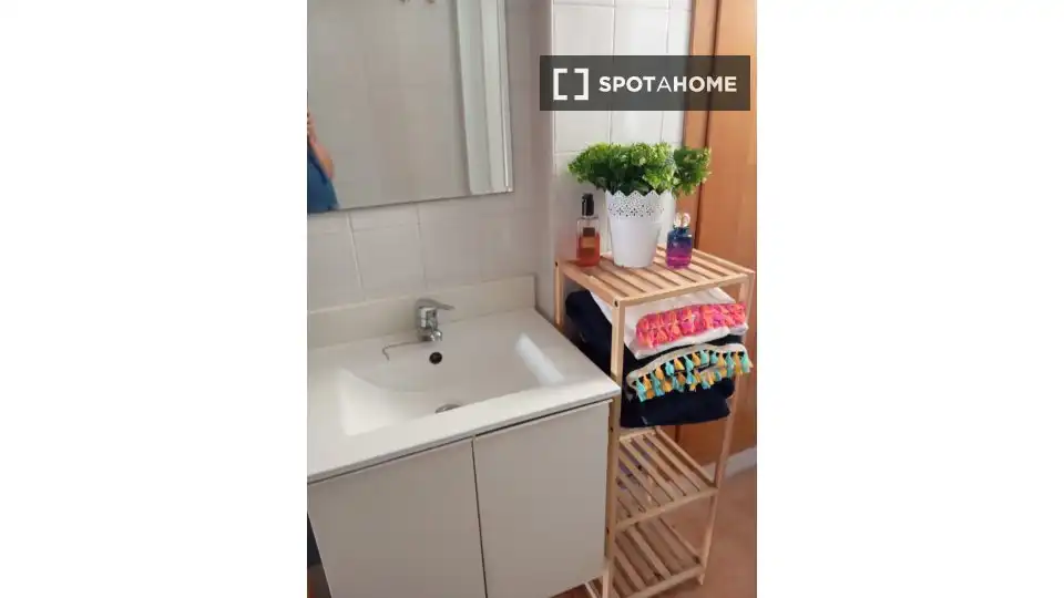 Room in Los Narejos - Punta Calera