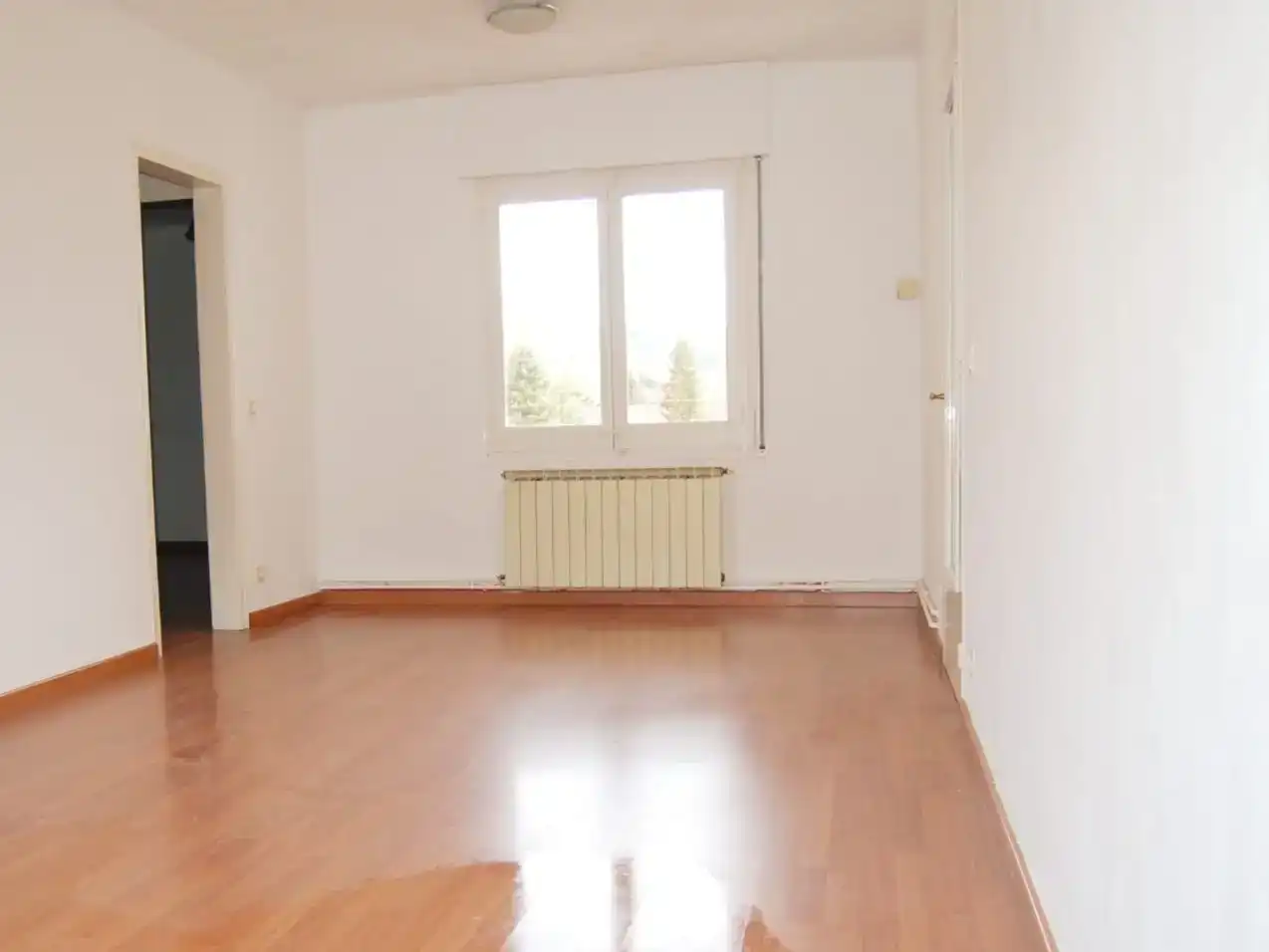 Schlafzimmer von Wohnung zum Verkauf in Camprodon mit Balkon