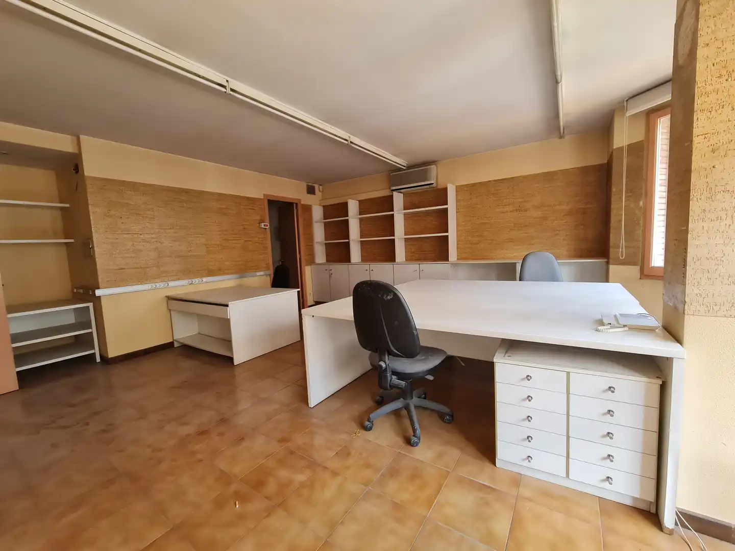 Business premises to rent in Olot, imagen 2