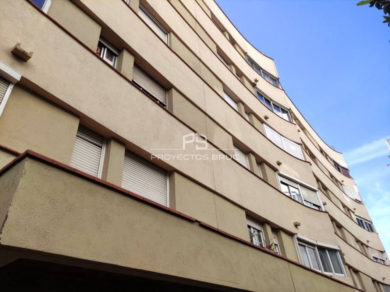 Piso en venta en Pedraforca, Ciutat Meridiana, Nou Barris,  Barcelona Capital