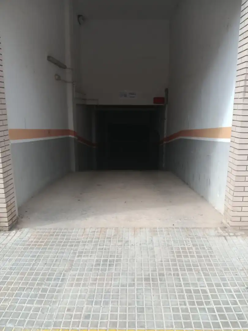 Aparcament de Garatge en venda en L'Ampolla