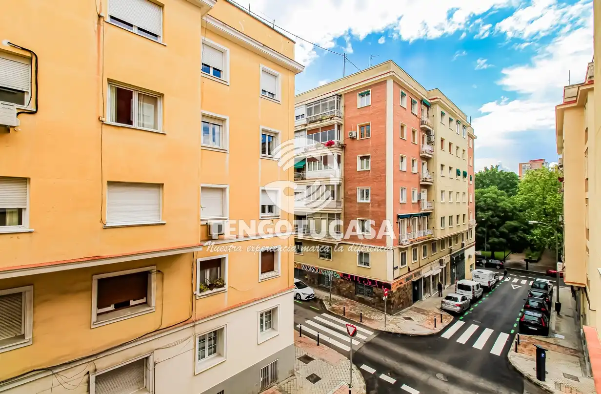 Exterior view of Flat for rent in Madrid  with Air Conditioner, Heating and Furnished