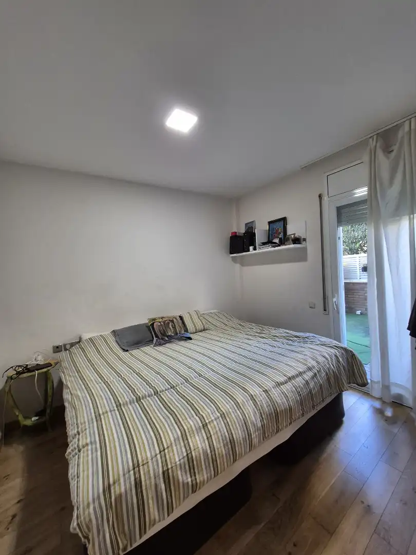 Bedroom of Flat for sale in Rubí  with Air Conditioner, Parquet flooring and Terrace