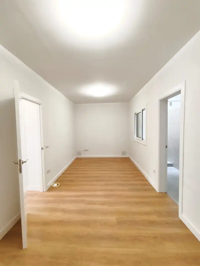 Piso en venta en Barcelona con Parquet, Terraza y Trastero