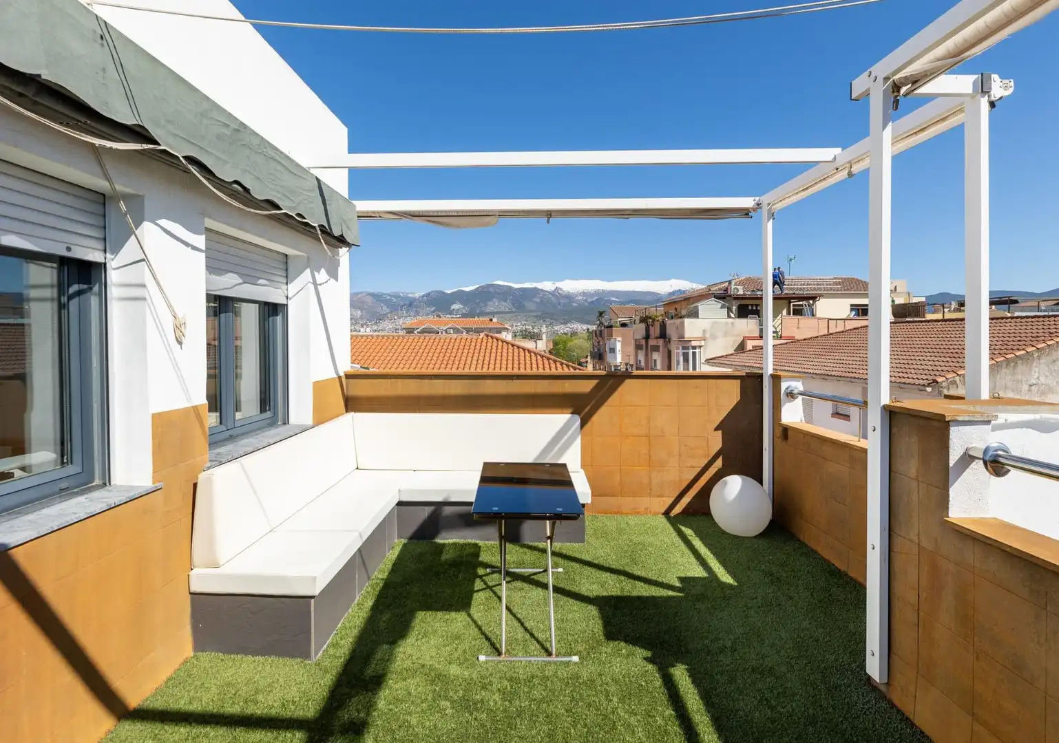 Terrassa de Casa o xalet en venda en Armilla amb Calefacció, Terrassa i Moblat
