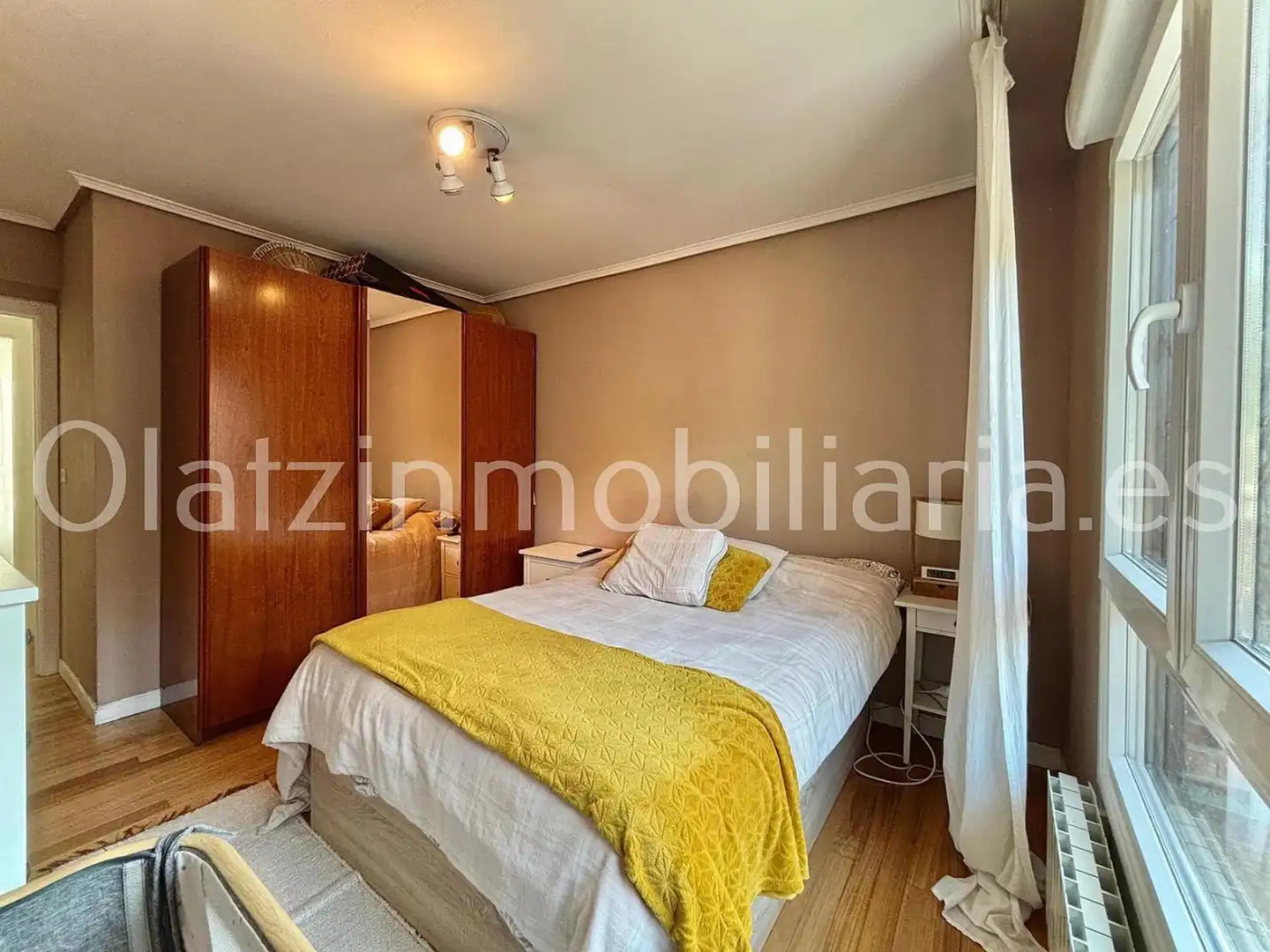 Habitación de Piso en venta en Zalla  con Calefacción, Terraza y Trastero