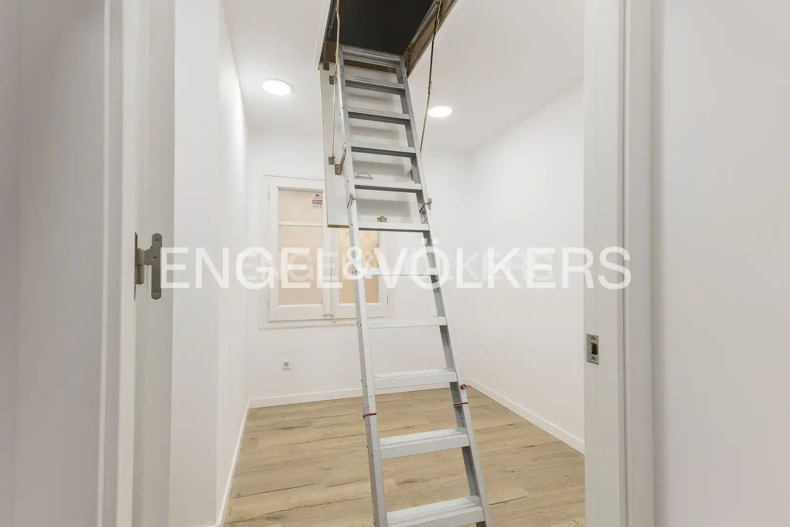 Balcony of Flat for sale in Barcelona  with Air Conditioner, Heating and Parquet flooring