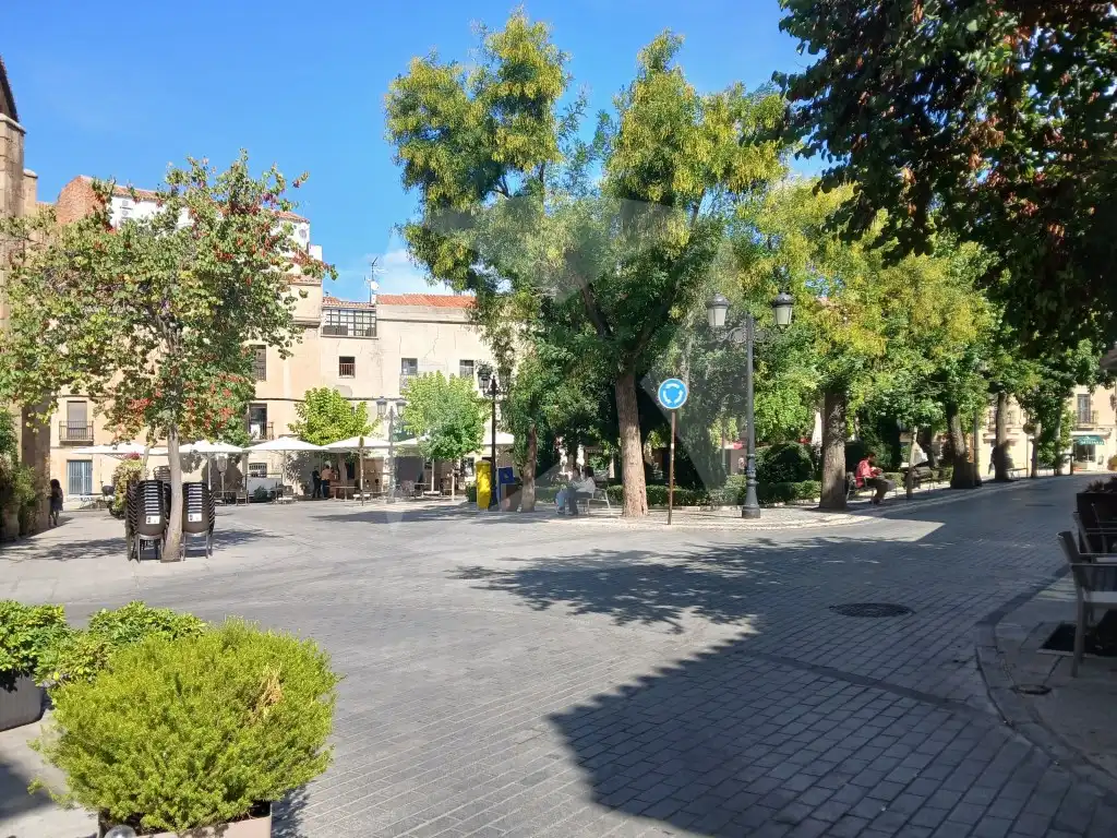 Vista exterior de Pis en venda en Casco Antiguo