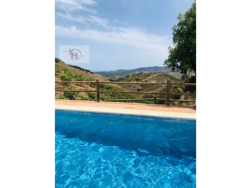 Piscina de Casa o chalet en venta en Vélez-Málaga ciudad