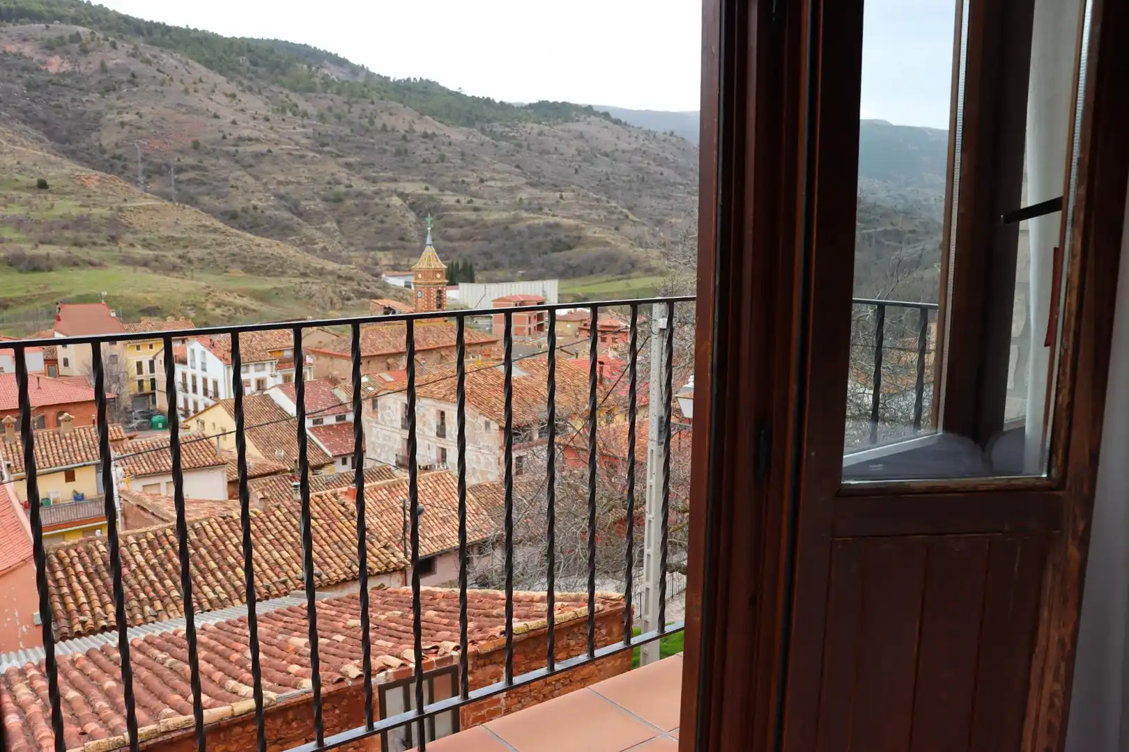 Terraza de Piso en venta en Camarena de la Sierra con Calefacción, Trastero y Amueblado