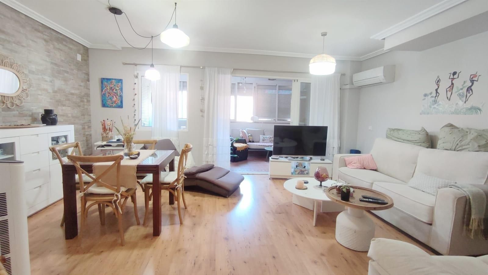 Living room of Attic for sale in Alicante / Alacant  with Air Conditioner and Balcony