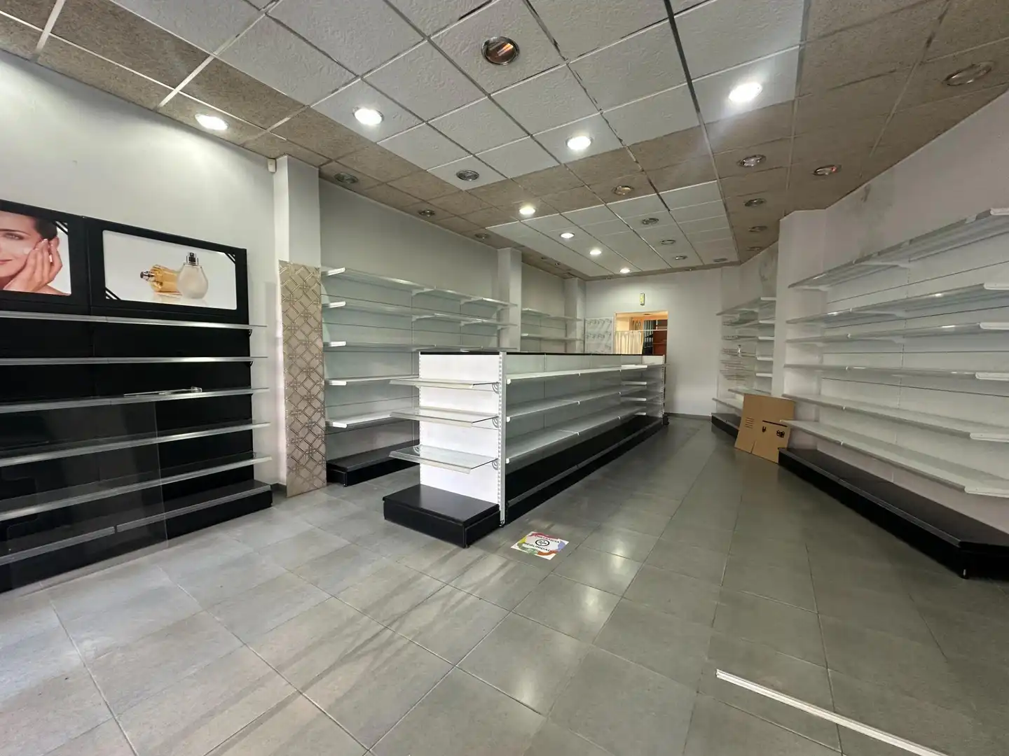 Local comercial en alquiler en Cieza