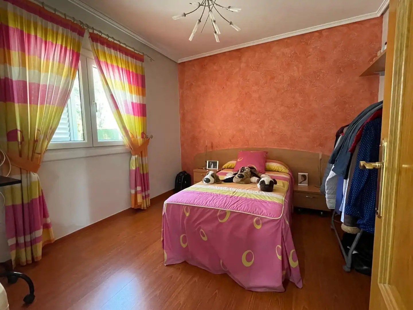 Dormitori de Casa o xalet en venda en Camponaraya amb Calefacció i Jardí privat