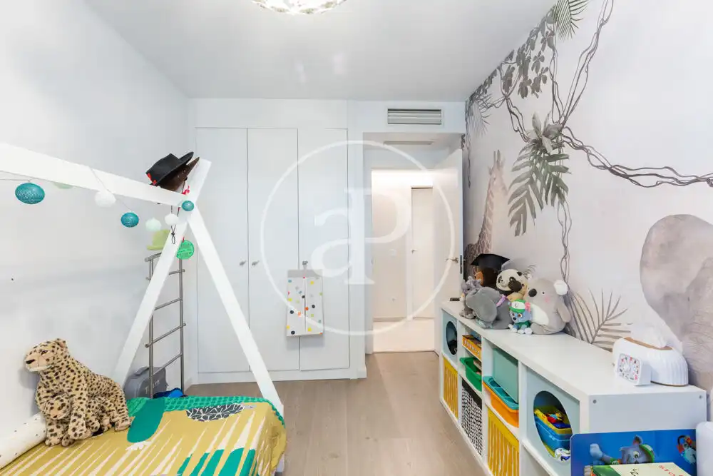 Schlafzimmer von Wohnung zum Verkauf in Valencia mit Klimaanlage, Heizung und Privatgarten