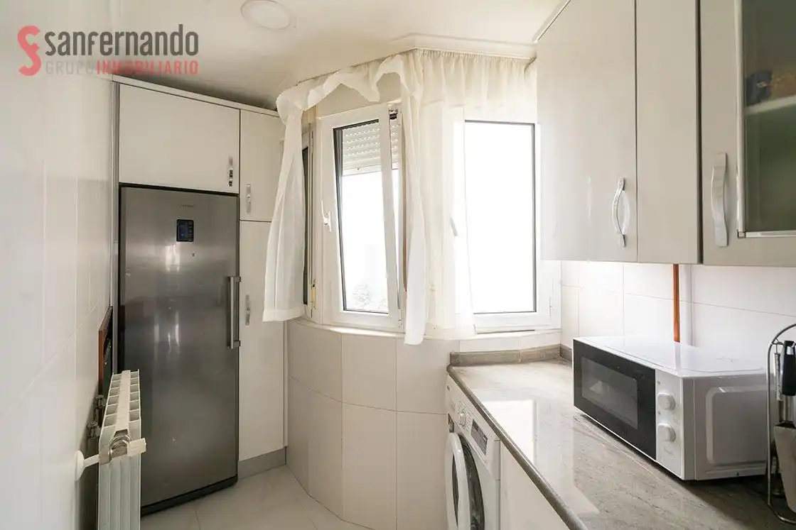 Cocina de Piso en venta en Santander con Calefacción y Balcón