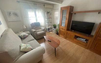 Sala d'estar de Pis en venda en Alcalá de Henares amb Aire condicionat i Calefacció