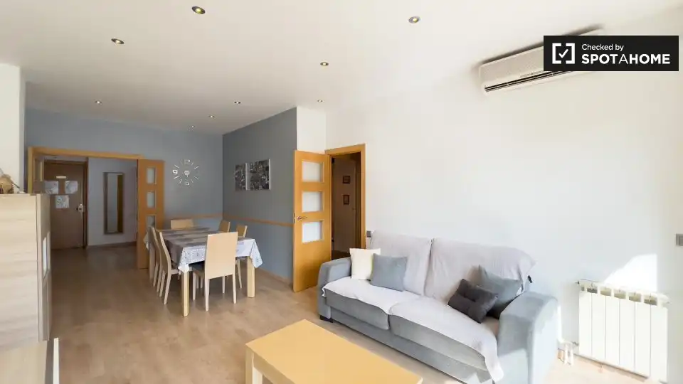 Piso con terraza en alquiler en Sant Martí, imagen 12