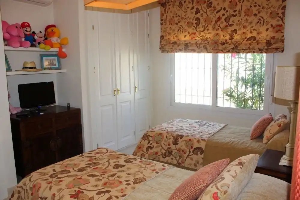 Xalet amb jardí en venda a Estepona Pueblo, imagen 12