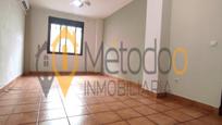 Living room of Single-family semi-detached for sale in Alcalá de Guadaira  with Air Conditioner, Balcony and Alarm