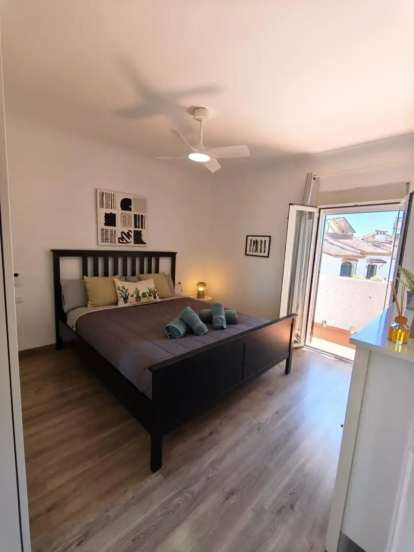 Habitación de Casa adosada de alquiler en Vélez-Málaga