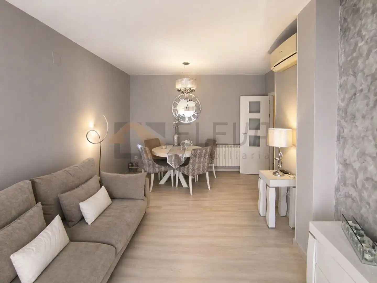 Living room of Attic for sale in La Roda  with Heating, Terrace and Storage room