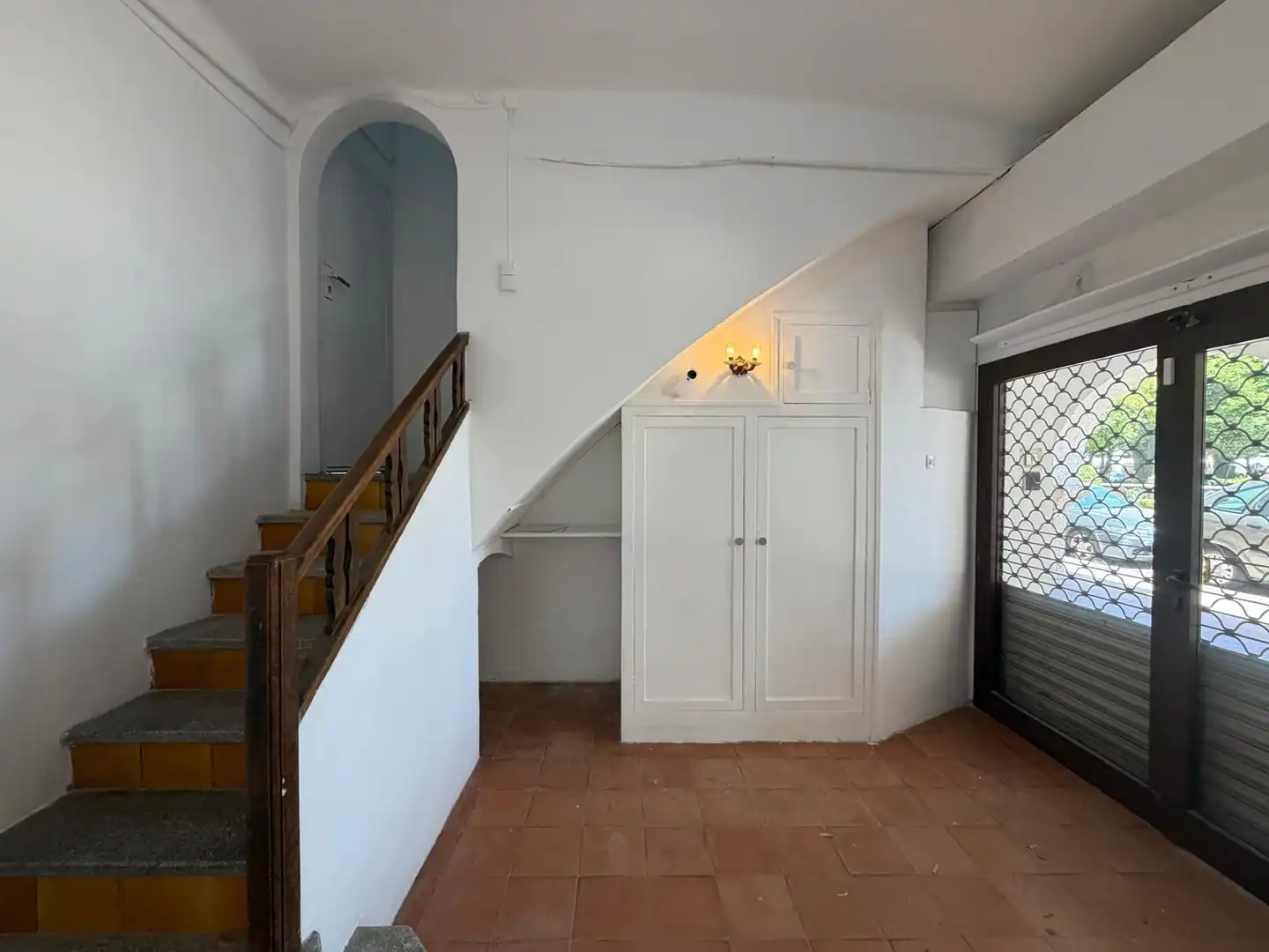 Einfamilien-Reihenhaus zur Miete in Girona mit Heizung und Terrasse