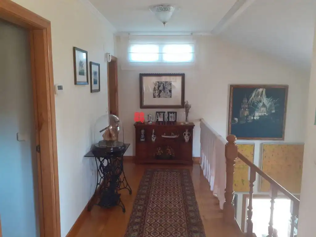 Casa o chalet en venta en Santiago de Compostela  con Calefacción, Terraza y Trastero