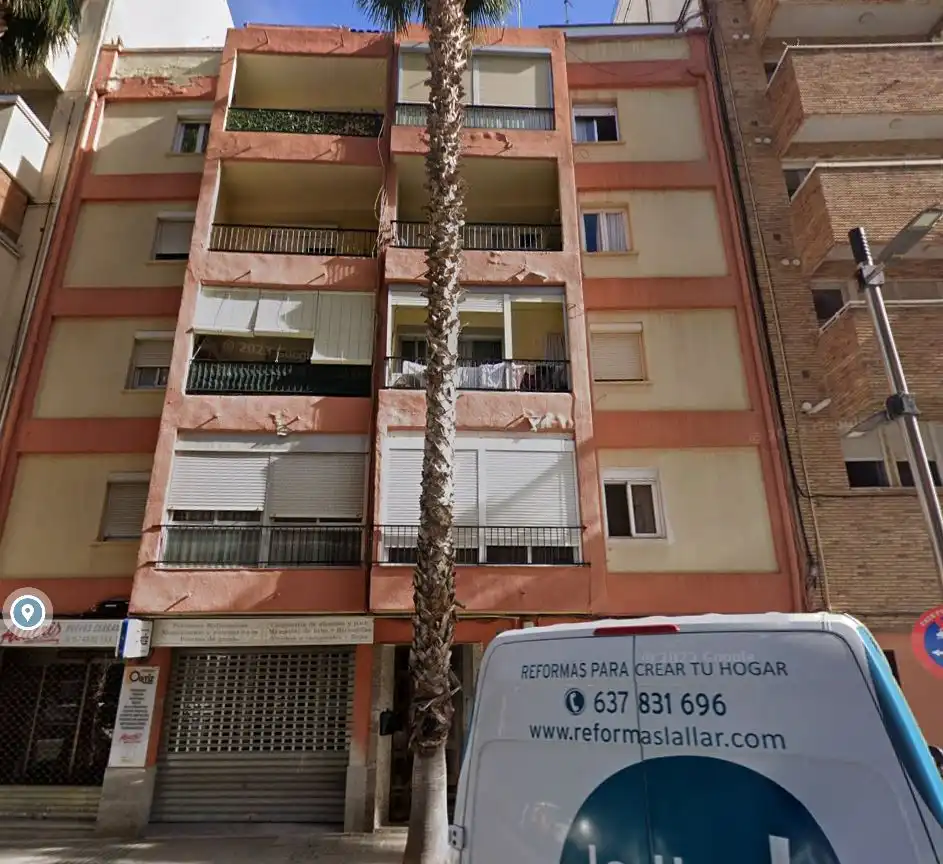 Flat for sale in Carrer de les Germanies 73, imagen 2