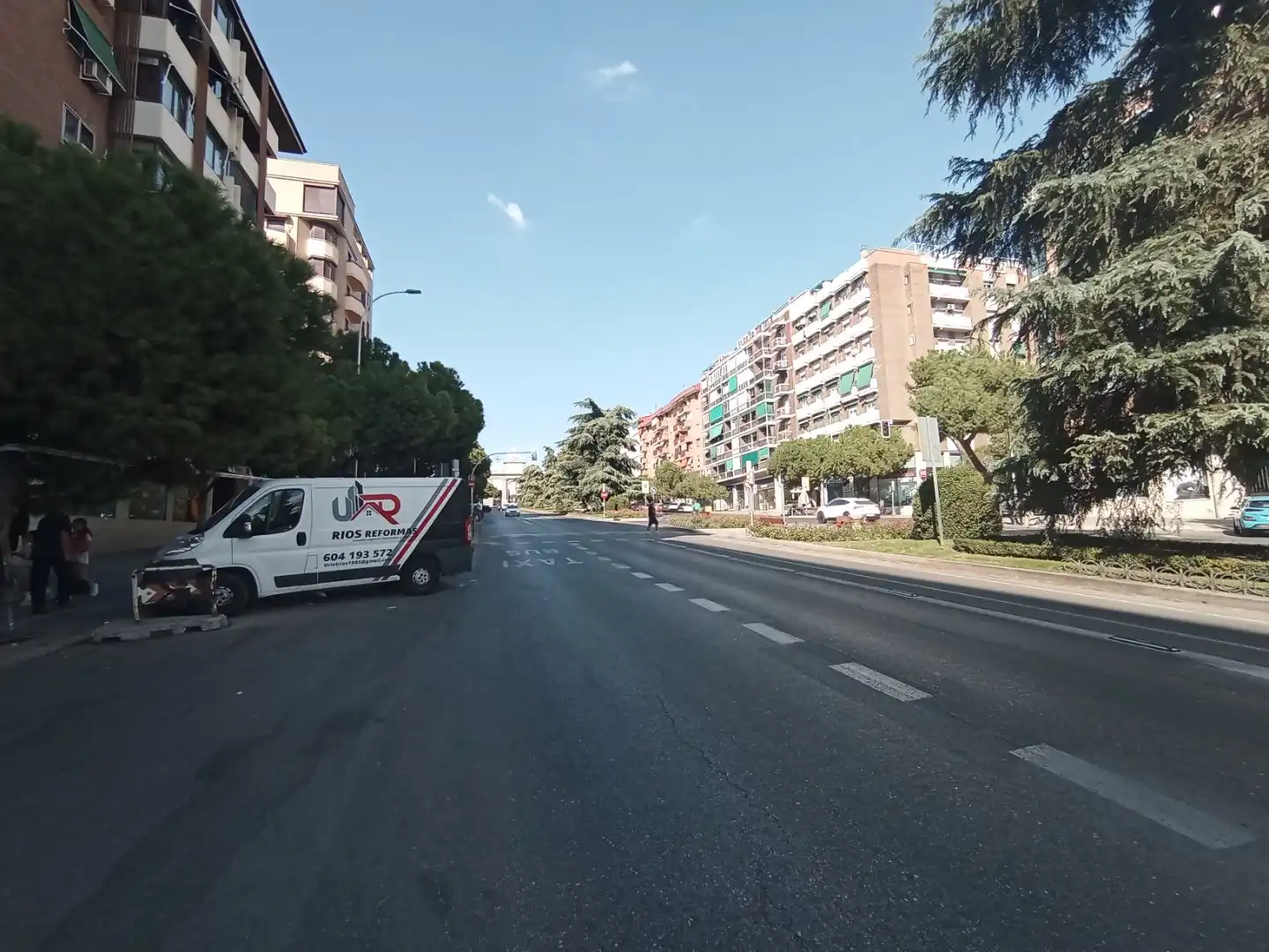Außenansicht von Garage zur Miete in Arganzuela