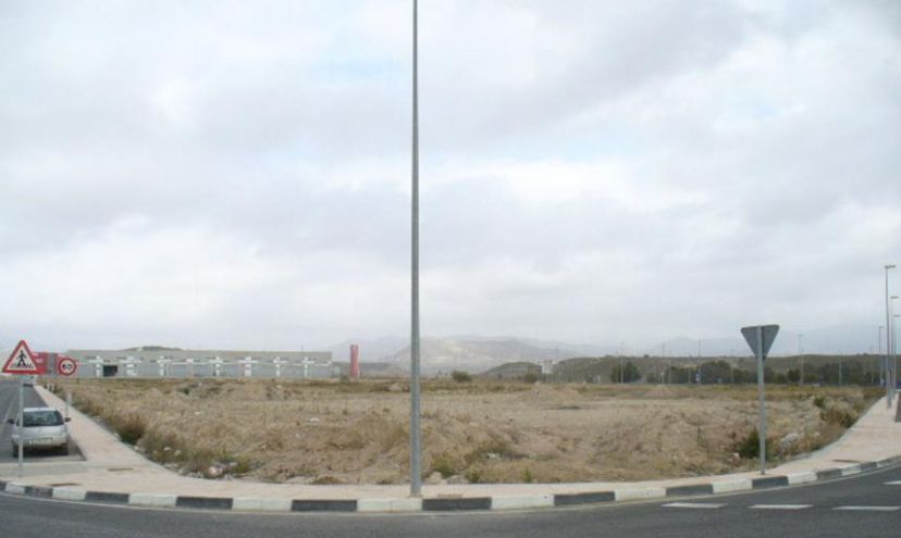 Terreny industrial en venda en Mutxamel