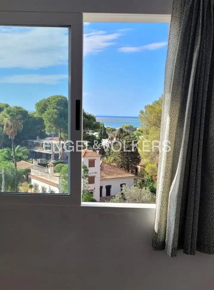 Vista exterior de Pis de lloguer en Dénia amb Aire condicionat, Calefacció i Terrassa