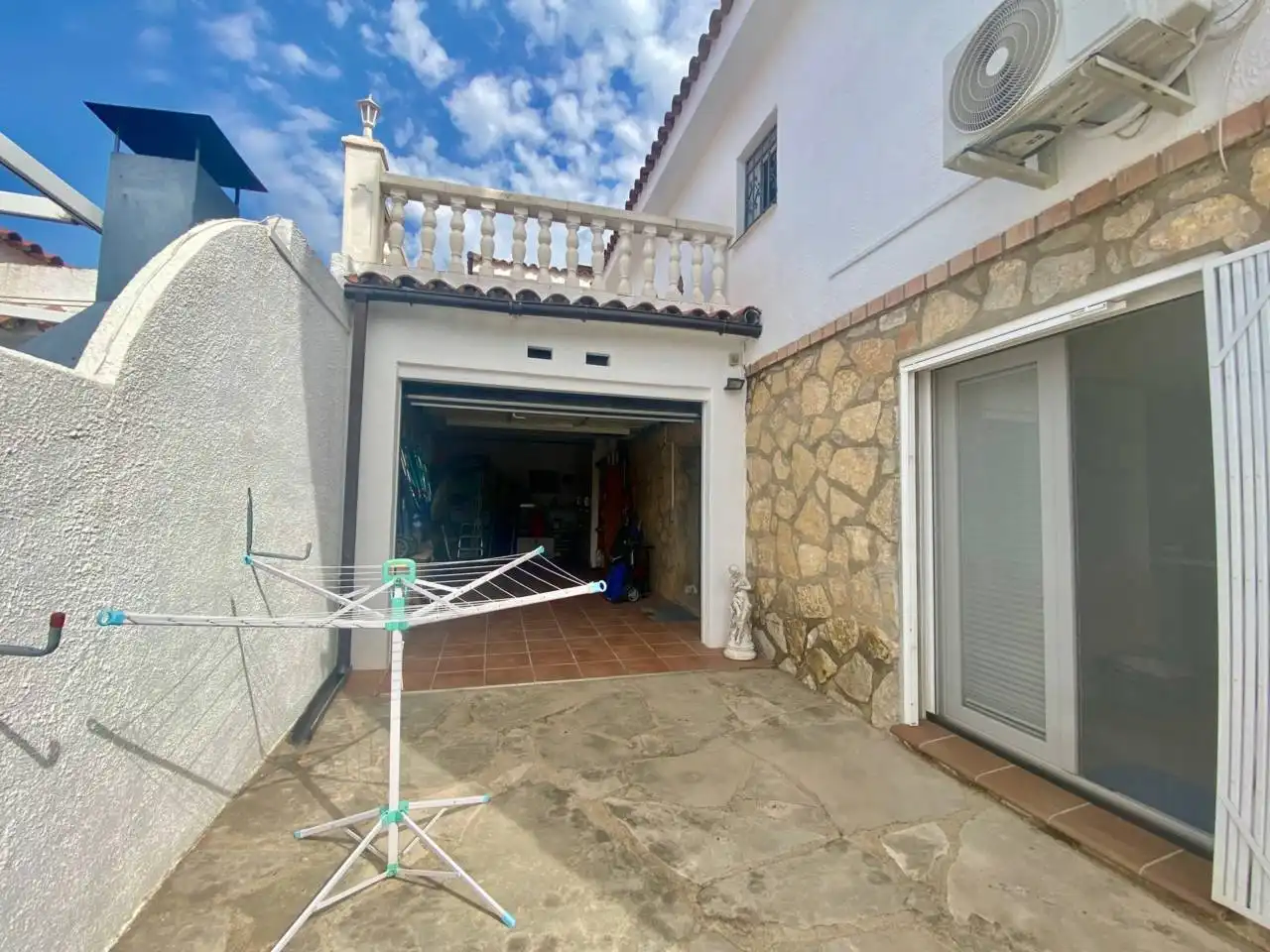 Exterior view of Houses for sale in Mont-roig del Camp  with Air Conditioner, Private garden and Furnished