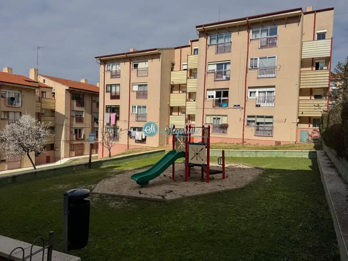 Exterior view of Flat for sale in Segovia  with Heating, Storage room and Balcony