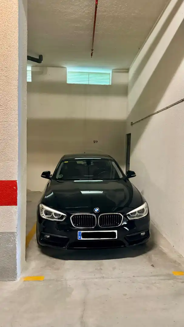 Parkplatz von Wohnung zum Verkauf in Marbella mit Klimaanlage, Terrasse und Abstellraum
