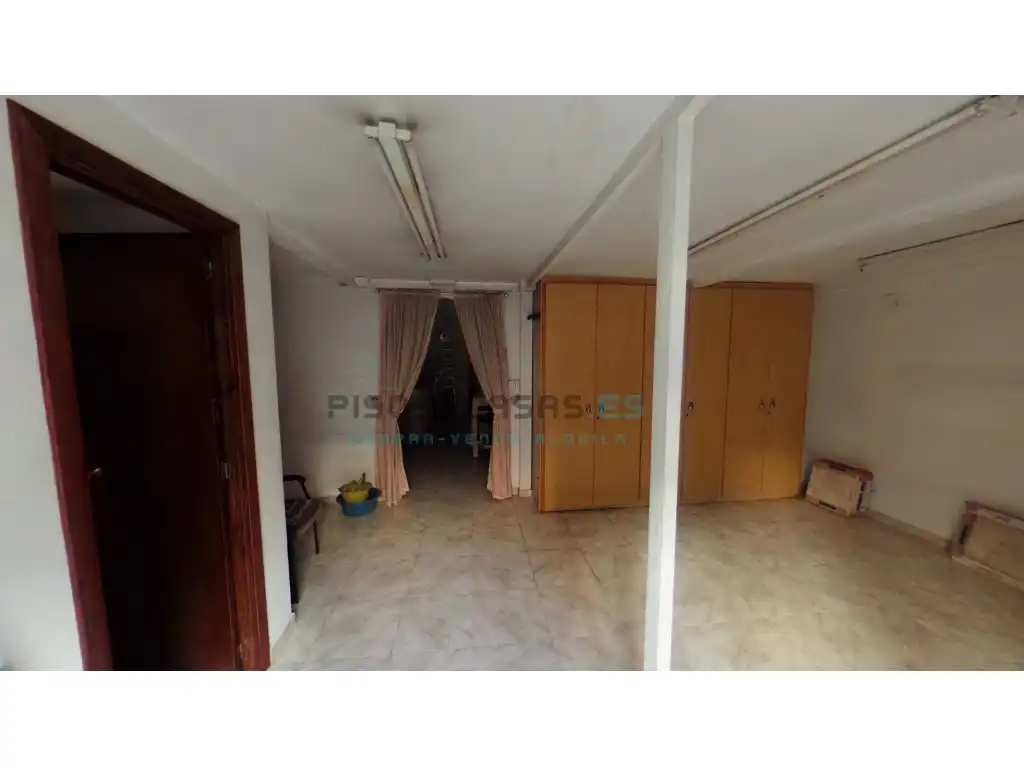 Local en venta en Zaragoza con Amueblado