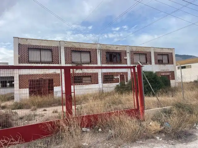 Industrial building for sale in Montepinar - La Aparecida - Raiguero