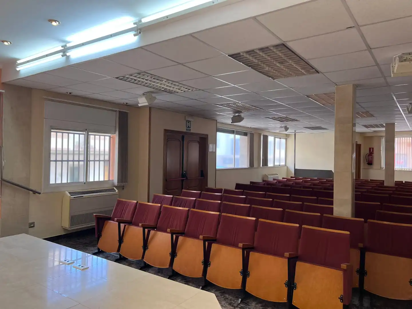 Local de lloguer en Vilassar de Dalt amb Aire condicionat, Calefacció i Terrassa