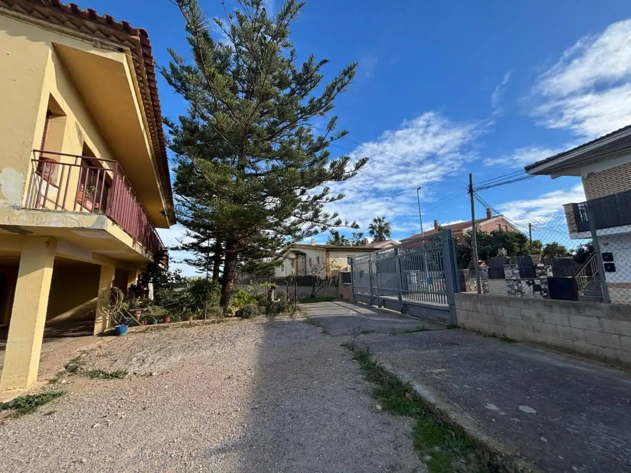 Exterior view of Country homes for sale in Vilanova i la Geltrú  with Private garden and Terrace