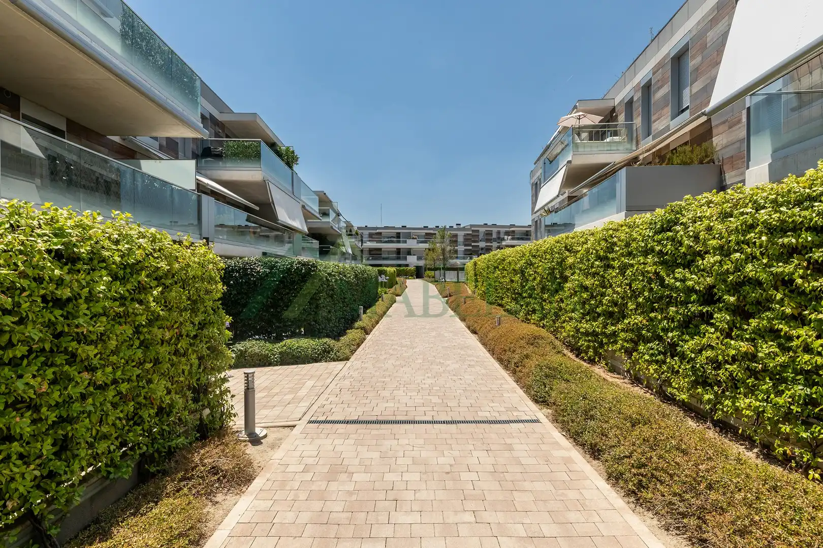 Exterior view of Flat for rent in Las Rozas de Madrid  with Air Conditioner, Heating and Private garden