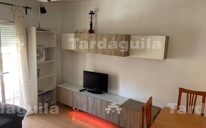 Living room of Flat for sale in Salamanca Capital  with Heating and Balcony