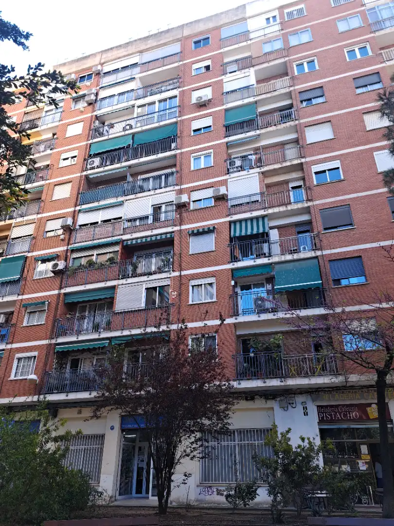 Vista exterior de Pis en venda en Valencia amb Aire condicionat