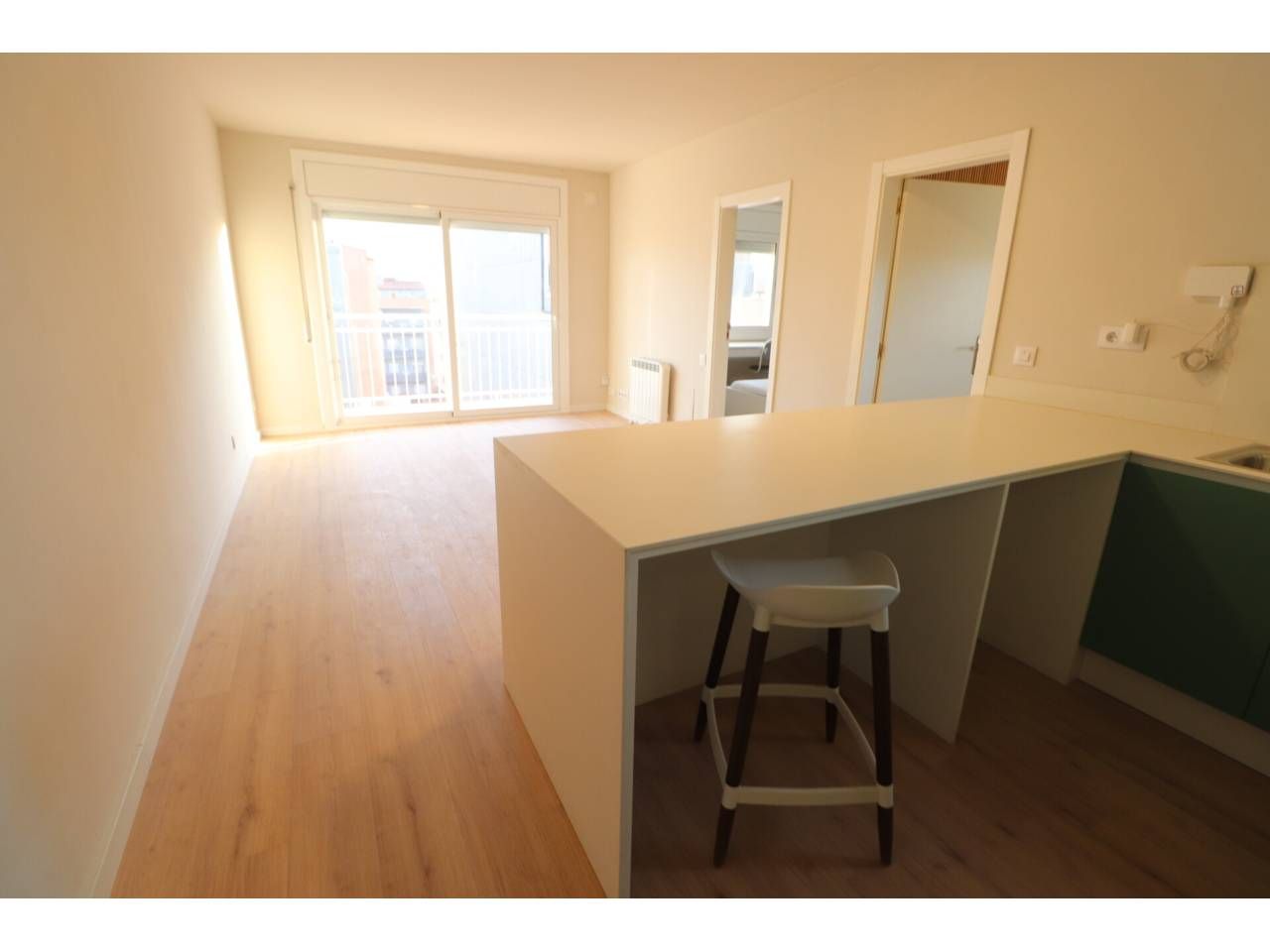 Habitación de Piso en venta en Terrassa con Calefacción, Parquet y Amueblado