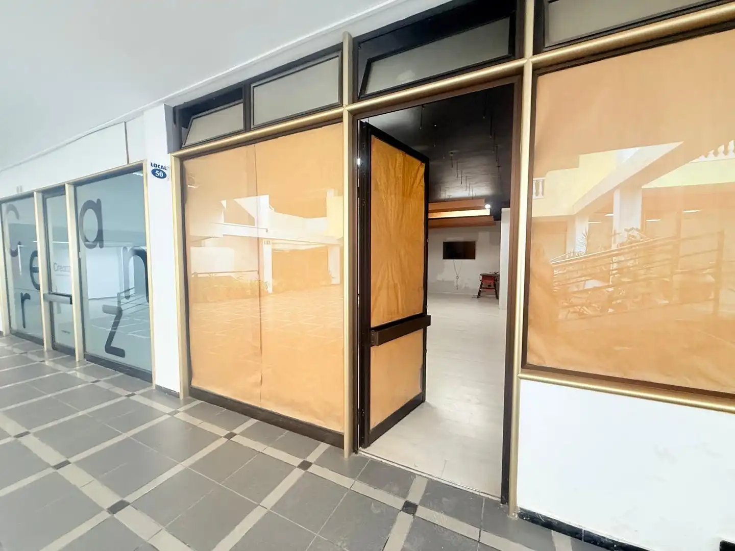 Local comercial en venda a Camelia, imagen 22