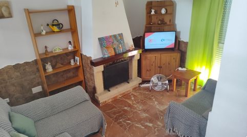 Foto 4 de Casa adosada de alquiler en San García, Algeciras