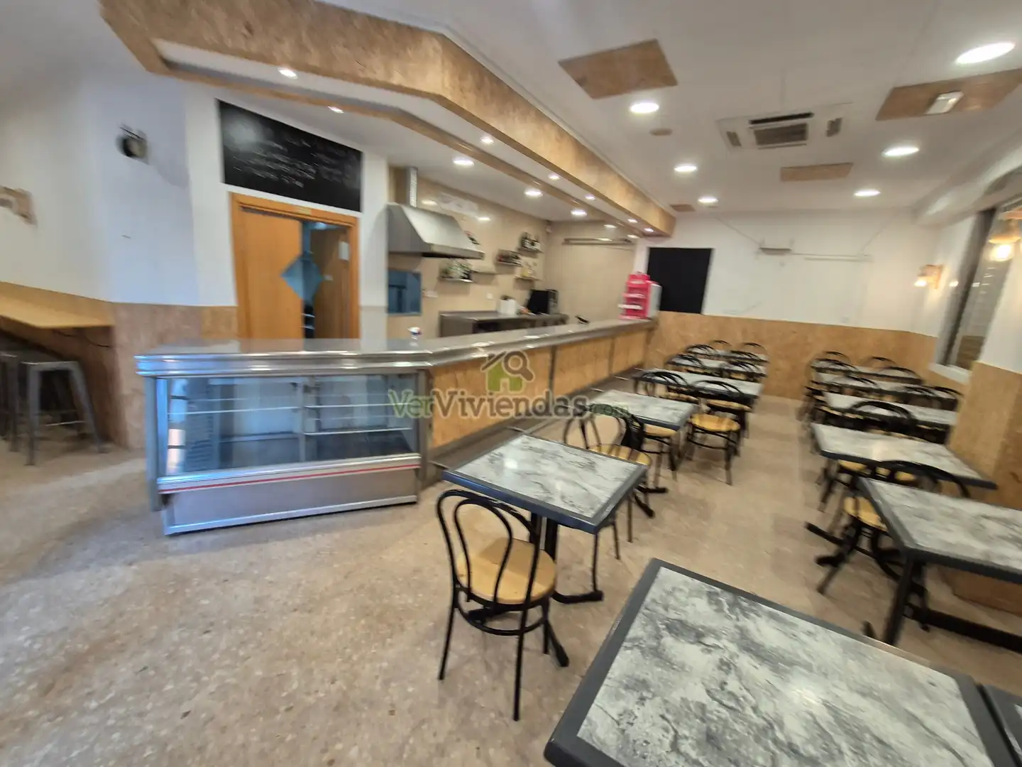 Business premises for sale in Sant Vicenç Dels Horts, imagen 2