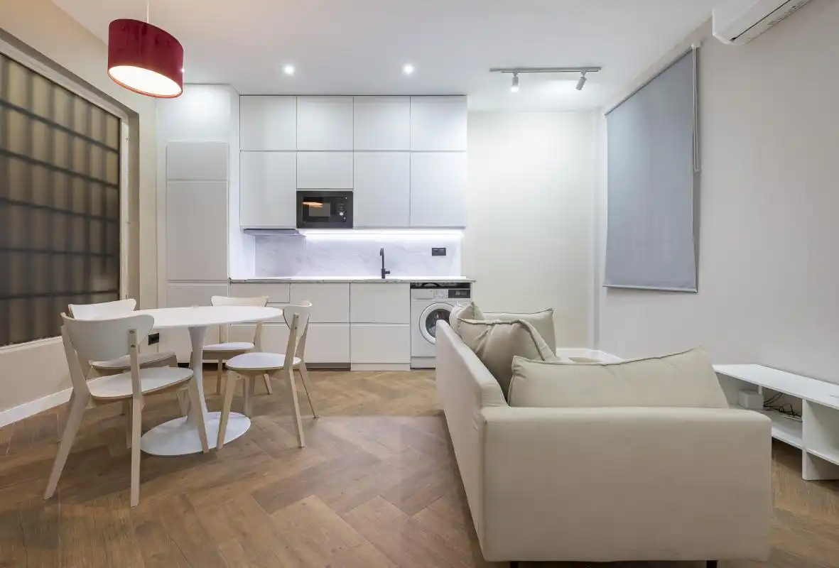 Loft zum Verkauf in C. de Núñez de Arce, Cortes - Huertas