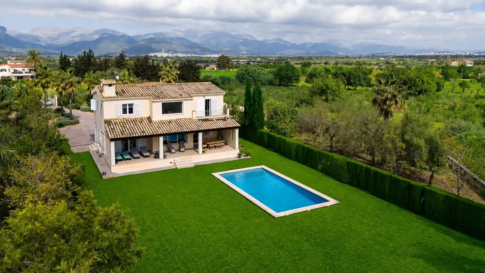 Villa mit Pool zur Miete in Polígono de Binissalem