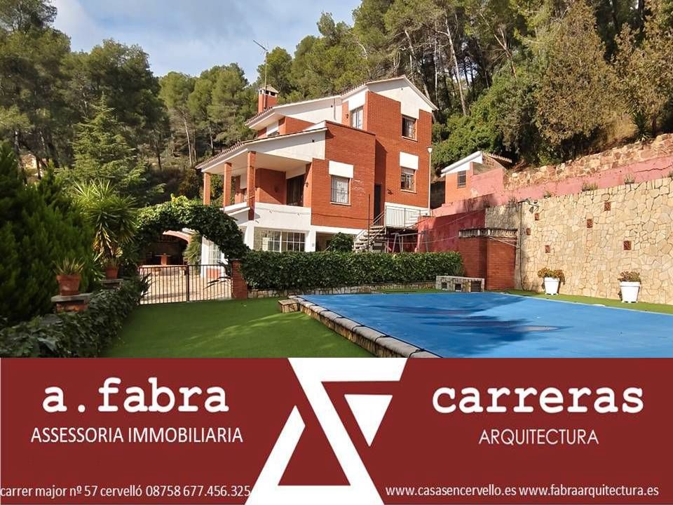 Jardí de Casa o xalet en venda en Cervelló amb Jardí privat, Terrassa i Piscina