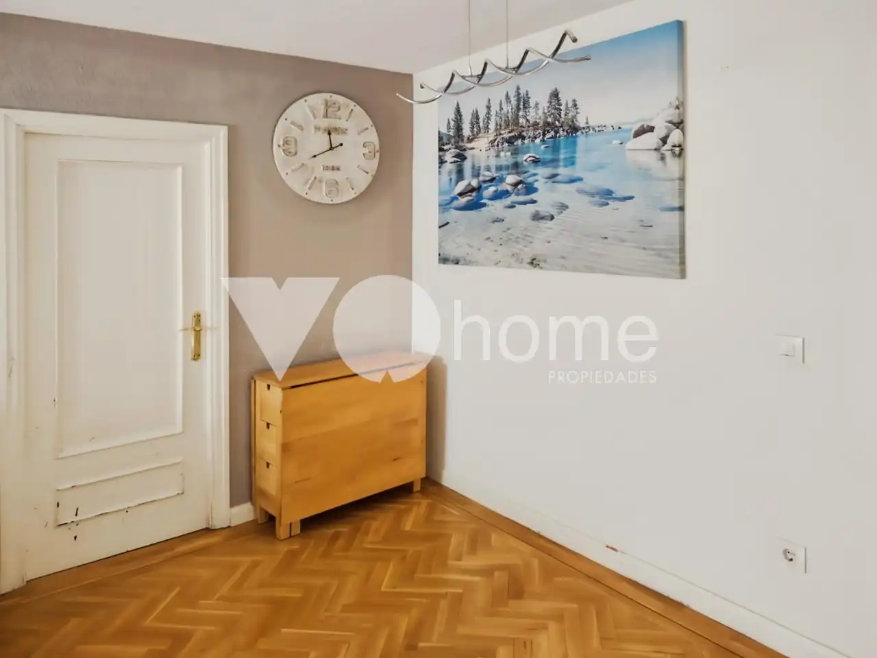 Habitación de Planta baja en venta en Madrid con Calefacción
